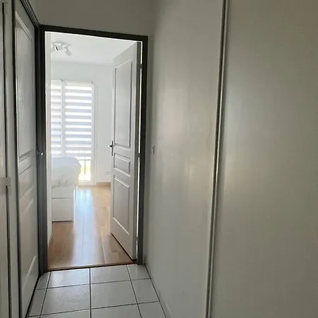 Confort A : T2 Pour 2 Pers., Balcon-terrasse, Cuisine Equipee, Parking, Acces Internet - Fr-1-495-133 Apartment